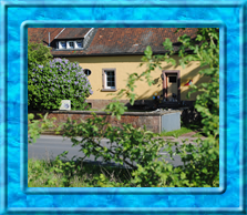 Haus gelb